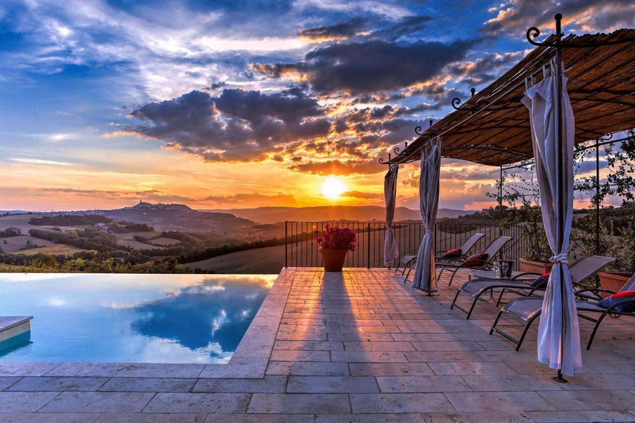 Casale Dei Gelsomini 8, Emma Villas โตดี ภายนอก รูปภาพ