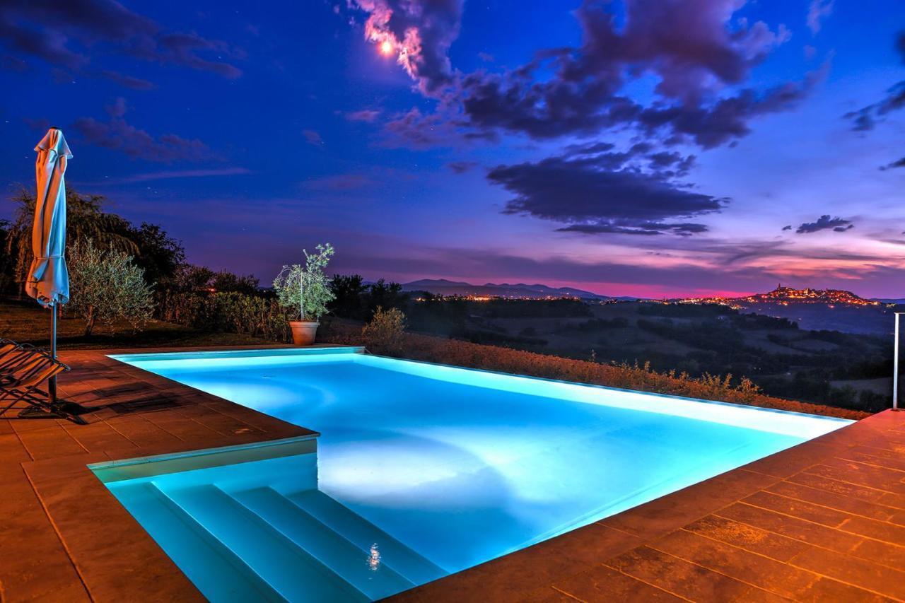 Casale Dei Gelsomini 8, Emma Villas โตดี ภายนอก รูปภาพ