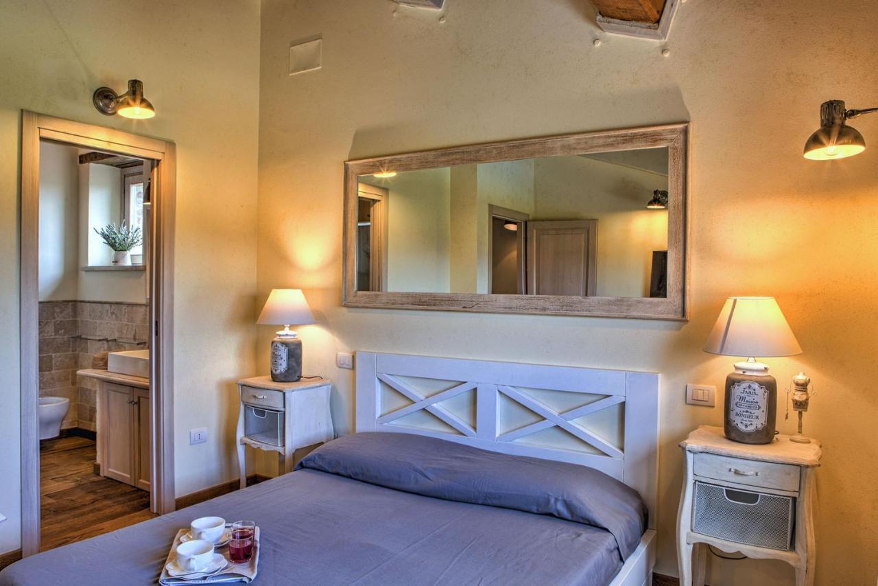 Casale Dei Gelsomini 8, Emma Villas โตดี ภายนอก รูปภาพ