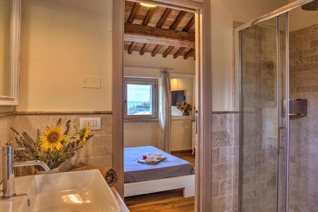 Casale Dei Gelsomini 8, Emma Villas โตดี ภายนอก รูปภาพ