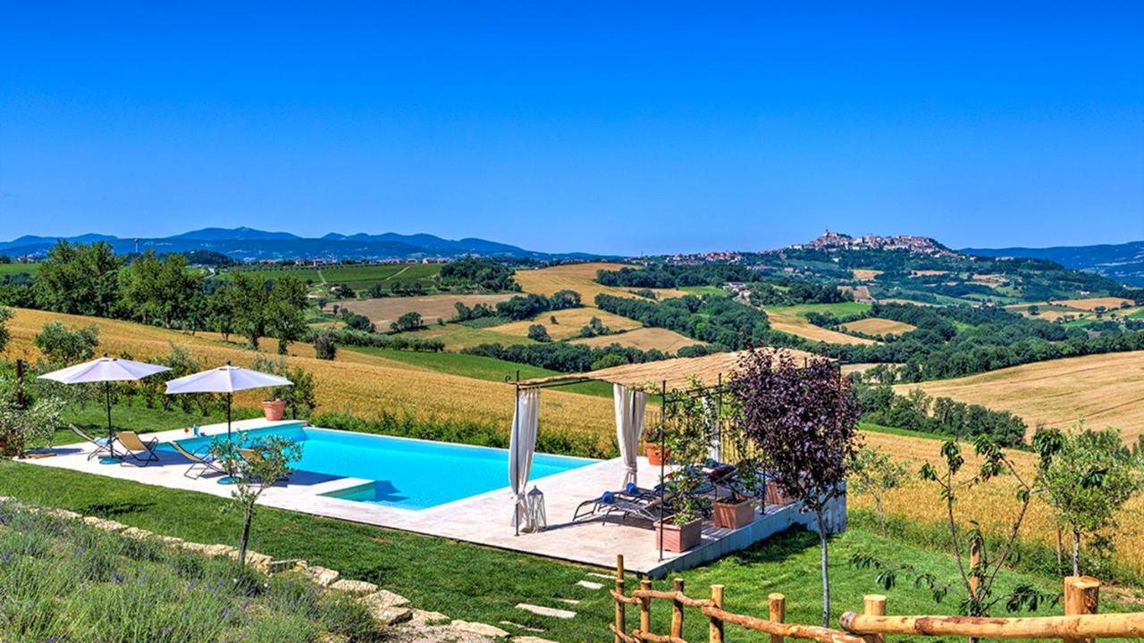 Casale Dei Gelsomini 8, Emma Villas โตดี ภายนอก รูปภาพ