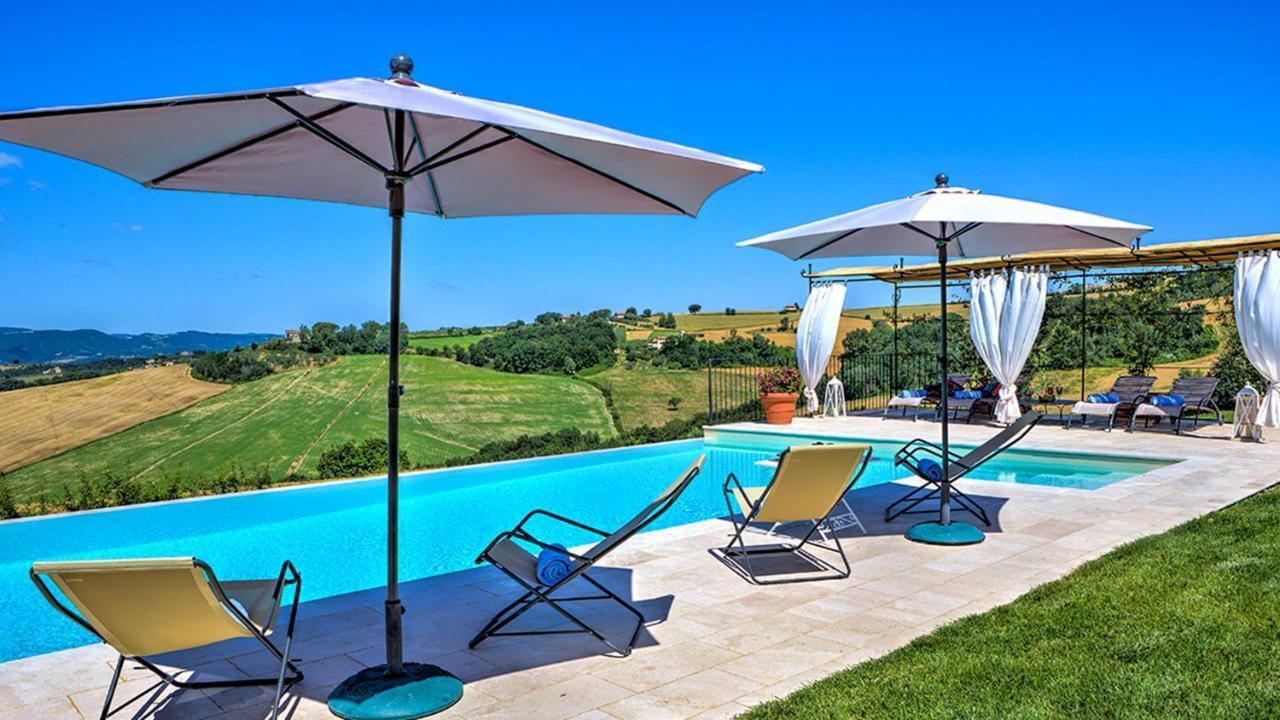 Casale Dei Gelsomini 8, Emma Villas โตดี ภายนอก รูปภาพ