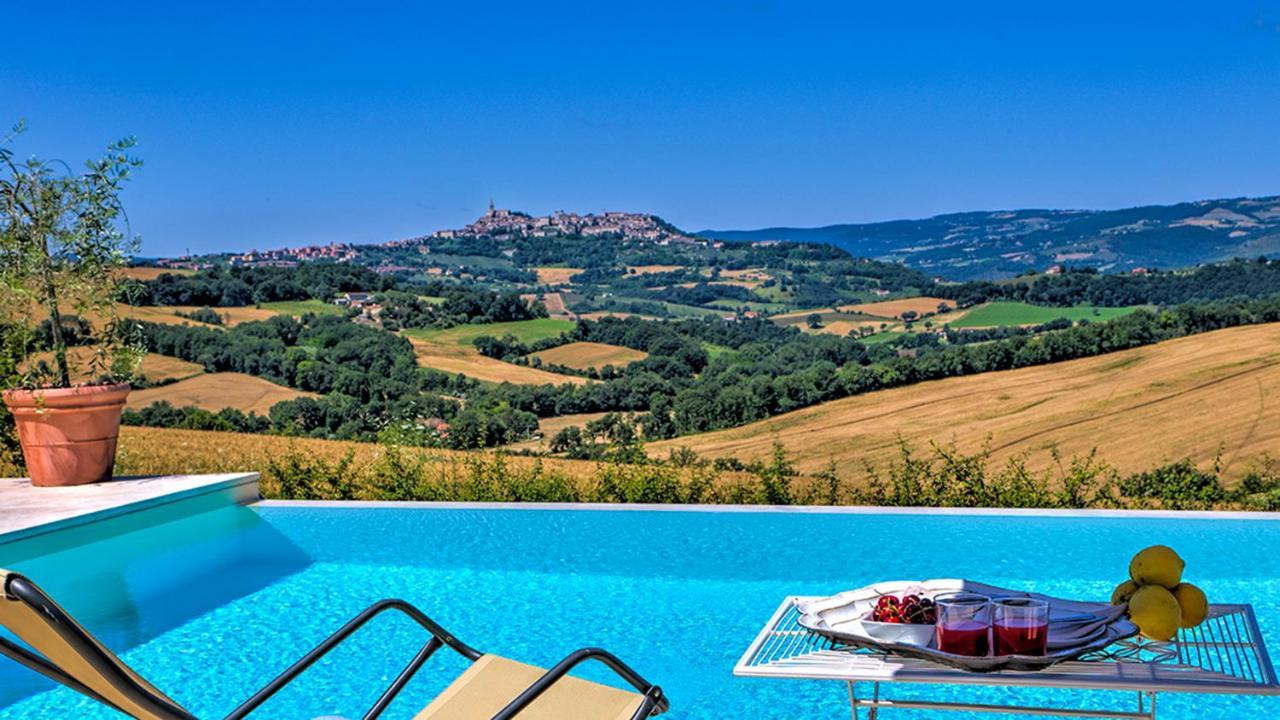Casale Dei Gelsomini 8, Emma Villas โตดี ภายนอก รูปภาพ