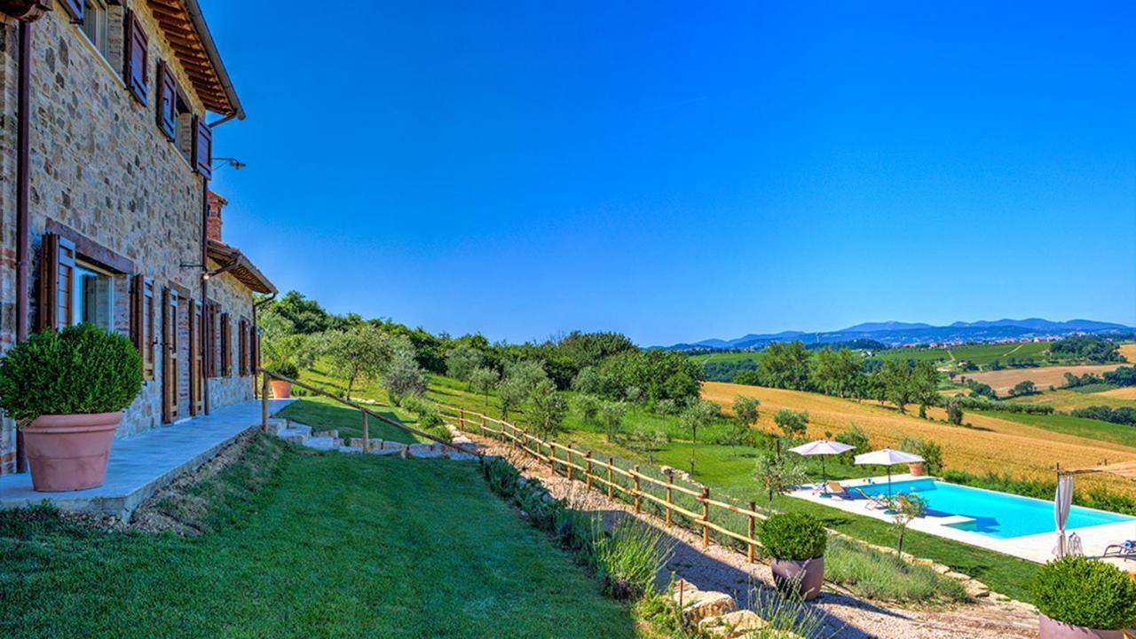 Casale Dei Gelsomini 8, Emma Villas โตดี ภายนอก รูปภาพ